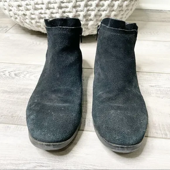 Steve Madden Rimas Suede Low Heel Ankle Booties Black Size 8.5 - Picture 3 of 10